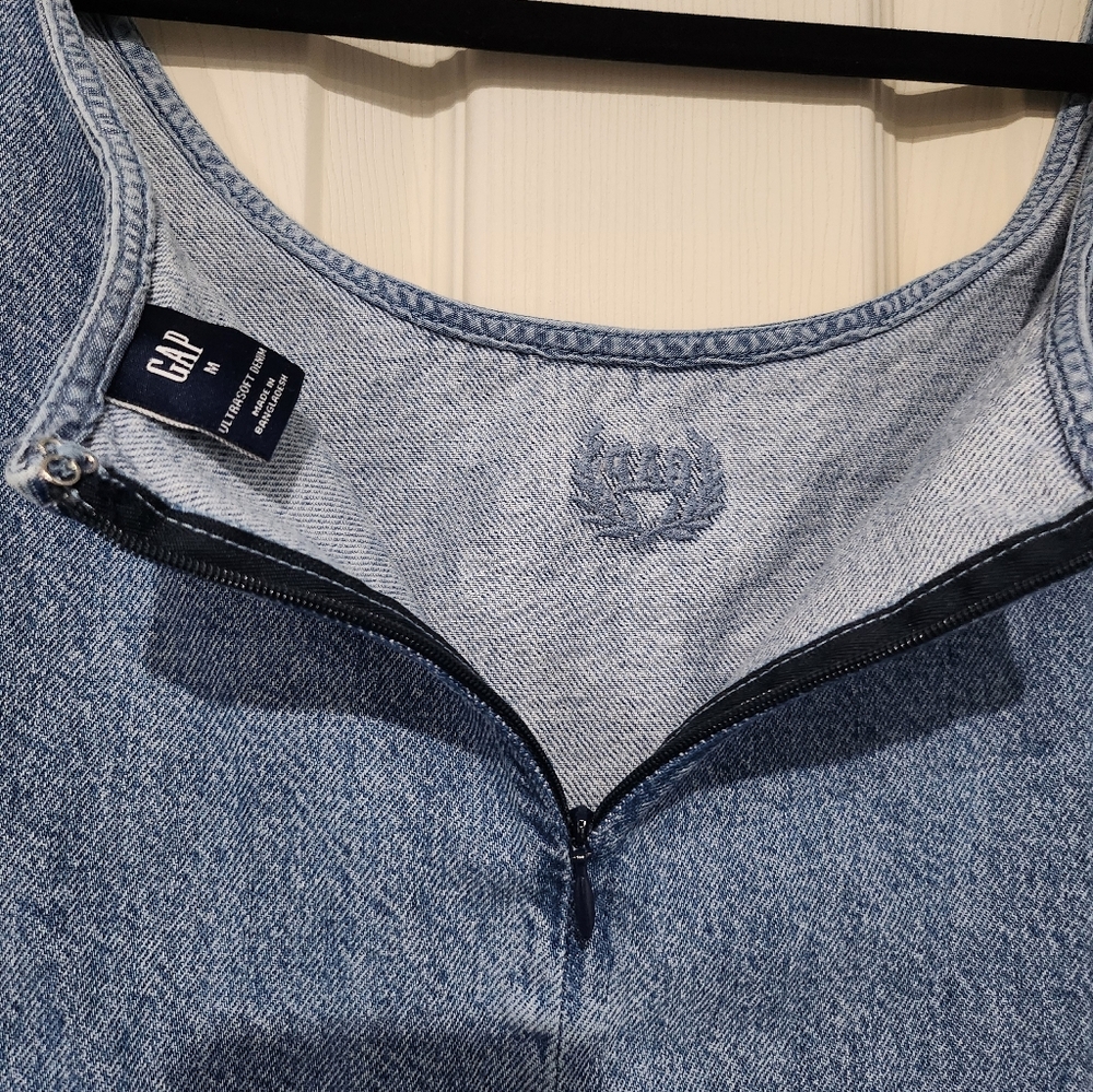 189. EUC GAP Light Blue Denim Sleeveless Dress - Picture 4 of 5